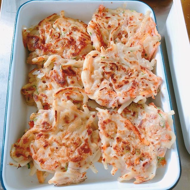 天ぷらの献立料理に!うどんのお好み焼き風