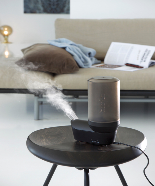 持ち運びできるコンパクトな超音波加湿器