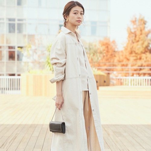 お気に入りの 白ワンピース で始める春 大人女子の着こなし術 Folk