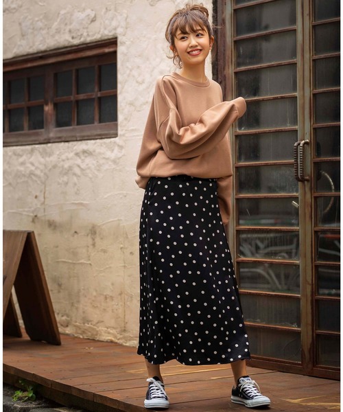 大人向けスカートコーデ