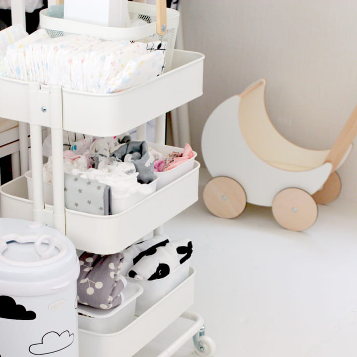 ベビーグッズのアイデア収納 かさばりグッズもすっきり整頓してストレスフリー Folk