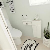 シンプルイズザベスト おしゃれワンポイントのあるトイレインテリア Folk