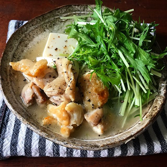 夏休みの夕飯レシピに！鶏肉と豆腐の塩だれ煮