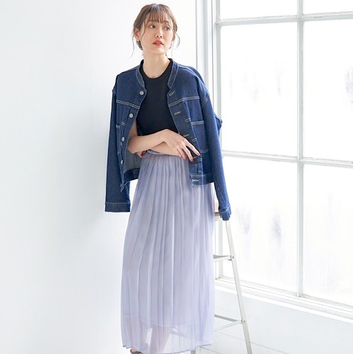 最新 チュールスカートの夏コーデ特集 大人の着こなしを色別にチェック Folk