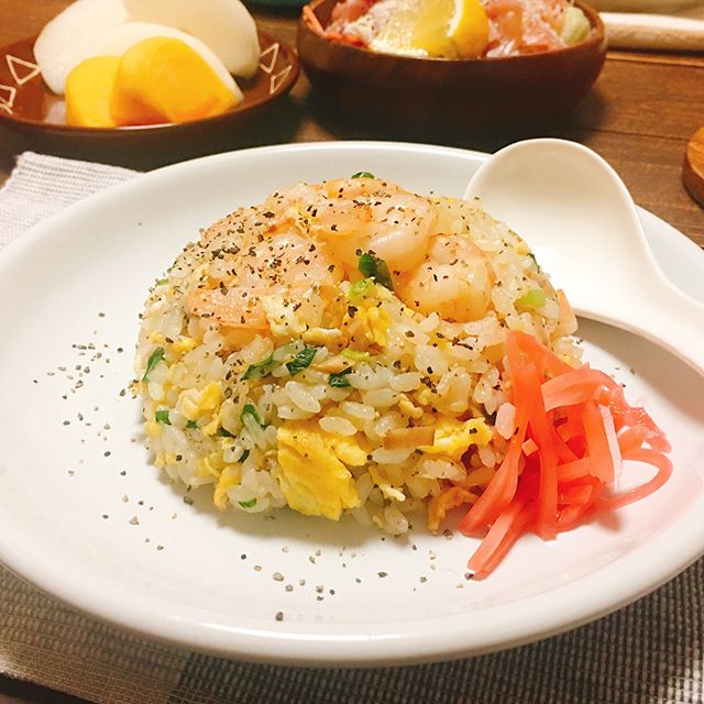 ステーキの定番の付け合わせ!簡単なチャーハン