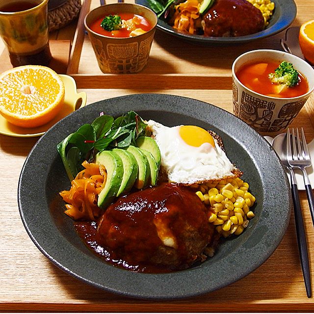 ボリュームのあるおしゃれレシピ!ロコモコ