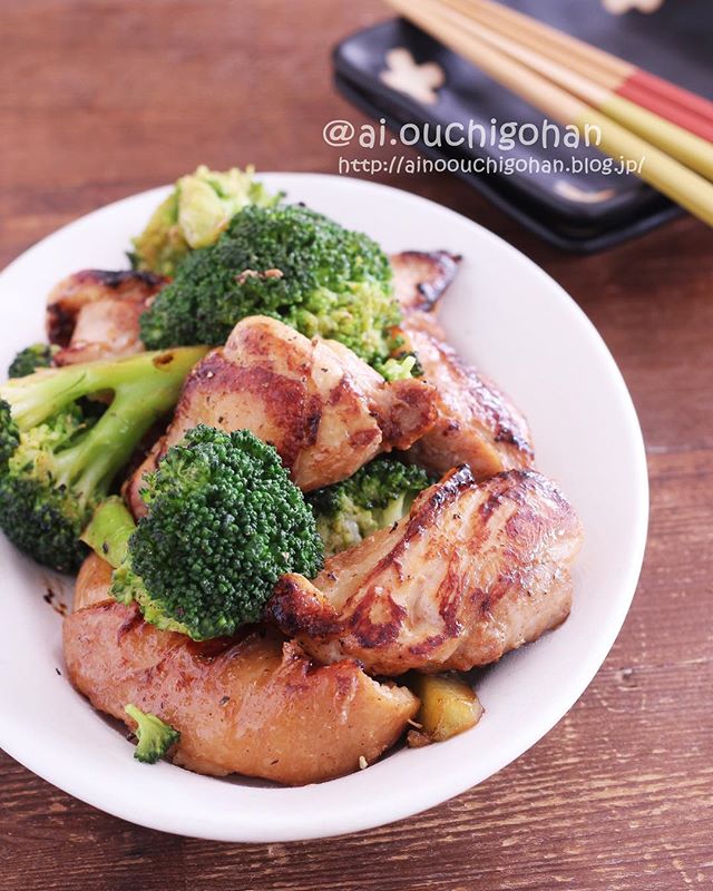 カクテルと！鶏肉とブロッコリーのバタぽん焼き