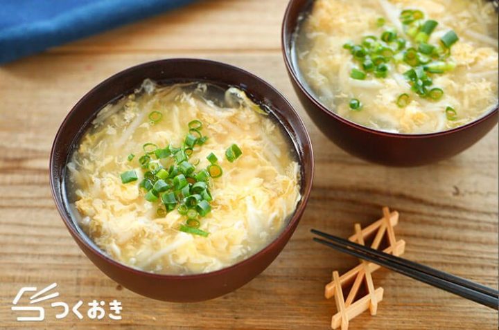 大量消費できる人気のメニュー！もやしのかき玉汁