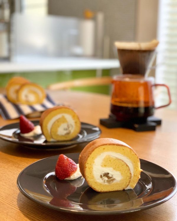 シンプルで料理を引き立てるプレート