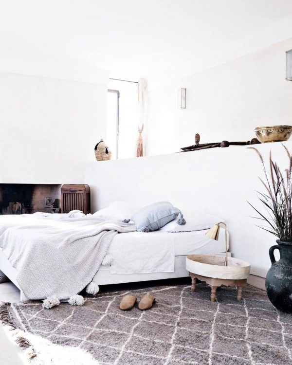 ベッドルームのインテリア実例集 お洒落なコーディネートをテイスト別にご紹介 Folk