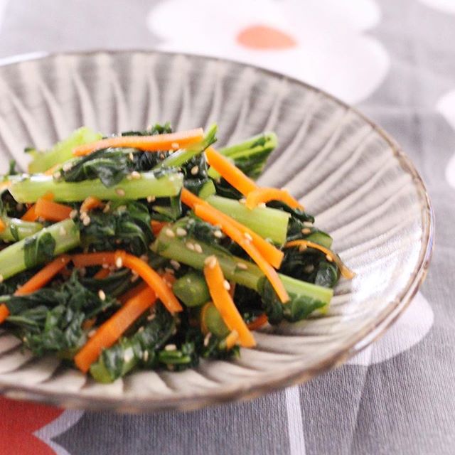 美味しい和食!大根の葉と人参のポン酢おひたし