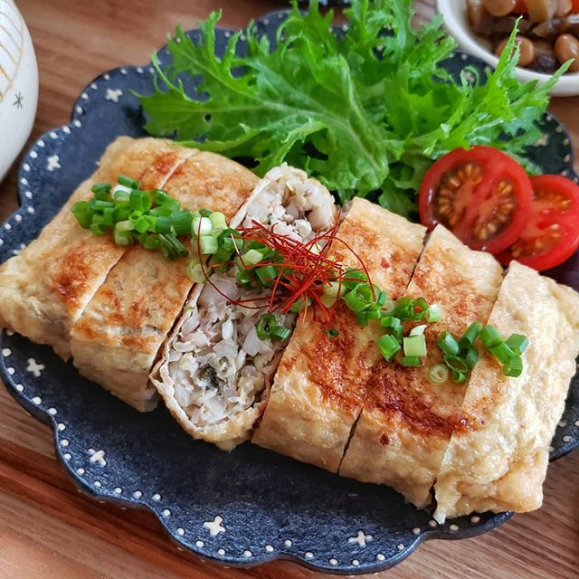 お弁当に人気!簡単な白菜漬けのきつね餃子