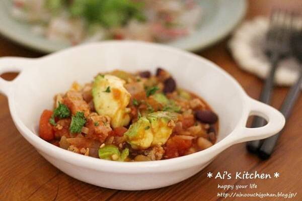 ピリ辛が美味しい洋食の人気料理！チリコンカン