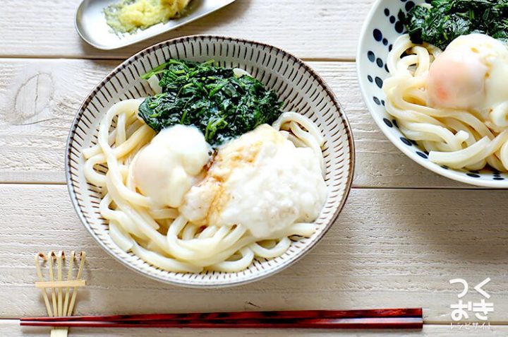 人気の一品！モロヘイヤととろろの冷やしうどん