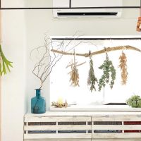 お部屋の雰囲気がぐっと良くなる 流木 をインテリアに取り入れよう Folk