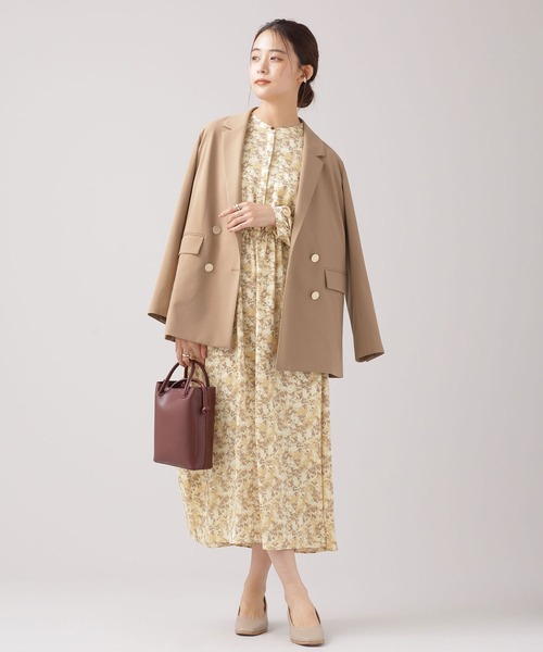 10月下旬の服装|ダブルジャケット×総柄ワンピース