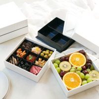 高見えする仕切りが超便利 一年中使えるシンプル 重箱 Folk