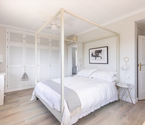 おしゃれな寝室5