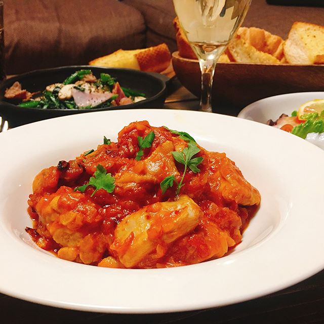 長時間かける!チキンのトマトクリーム煮込み