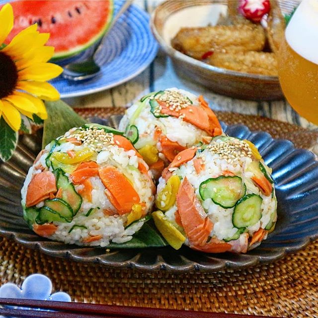 簡単で早いお弁当に!人気のおかずおにぎり