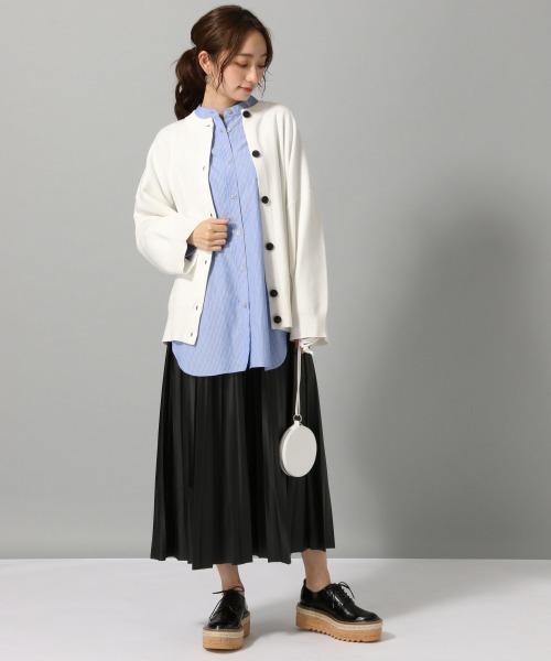 秋のストライプシャツコーデ 秋 一枚でも羽織ってもおしゃれな着こなし Folk