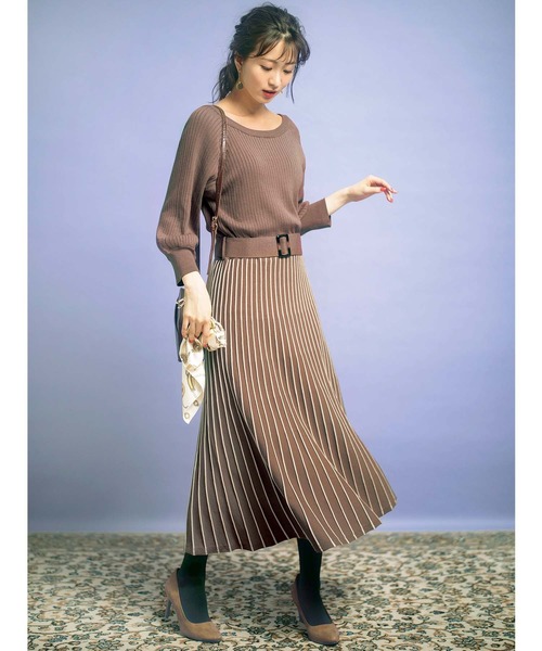 タイツ×ワンピの服装