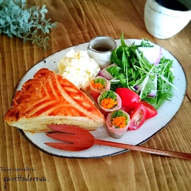 生ハムのおしゃれな盛り付けアイデア特集 パーティー料理のセンスの良さがアップ Folk 生ハムのおしゃれな盛り付けアイデア特集 パーティー料理のセンスの良さがアップ Folk