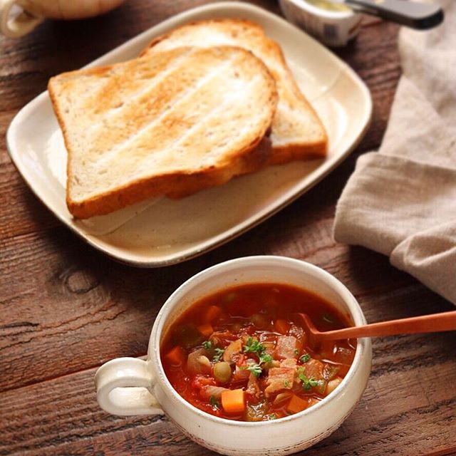 ミネラルたっぷりの献立。ミネストローネ