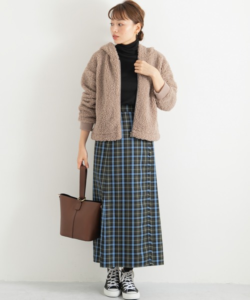 ボアアウターのレディースコーデ選 秋冬 流行りの着こなし方を大公開 Folk