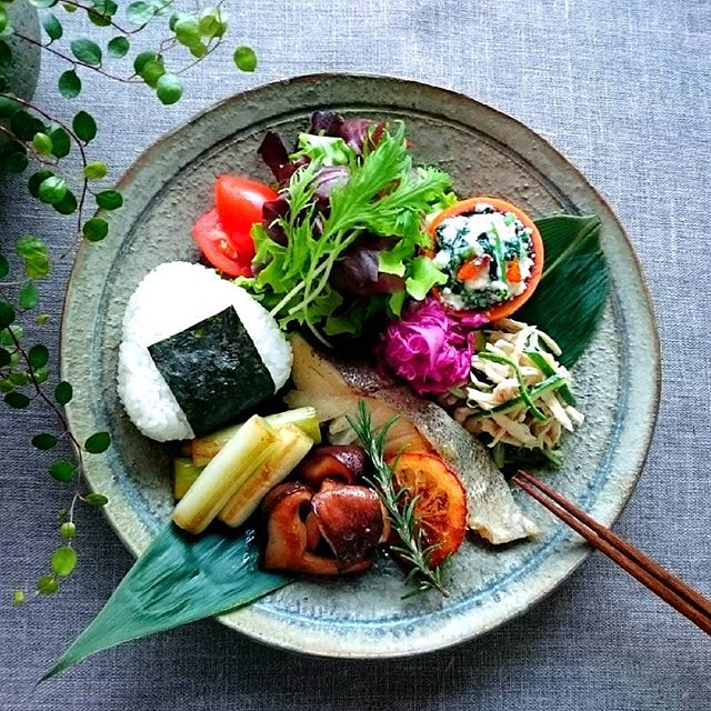美味しいおかず！柿とほうれん草の白和え