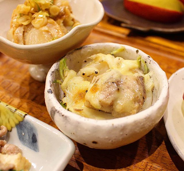 絶品すぎる！サバ缶とカブのチーズ焼き