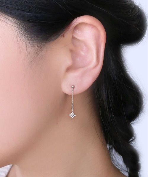 VA VENDOME AOYAMA(ヴイエー ヴァンドーム青山)プラチナ スイング ダイヤモンドピアス