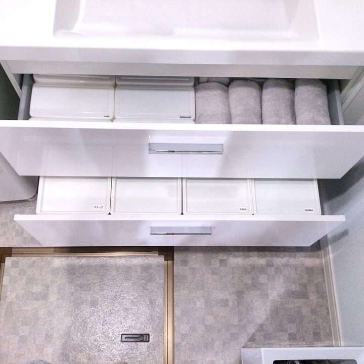 ニトリの洗面所収納アイデア特集 タオルや着替えも使いやすく収納できる Folk