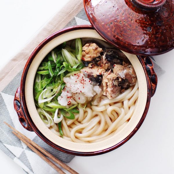 鯖缶鍋焼きうどんでお腹に優しい鍋料理