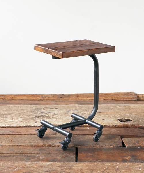 GRANDVIEW SIDE TABLE