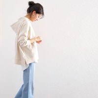 21春 白パーカーの大人レディースコーデ選 定番アイテムの着こなし術 Folk 21春 白パーカーの大人レディースコーデ選 定番アイテムの着こなし術 Folk
