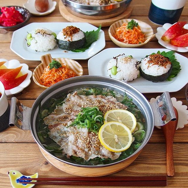 野菜をたっぷり使った鍋のレシピ 栄養満点で美味しい人気メニューをご紹介 Folk