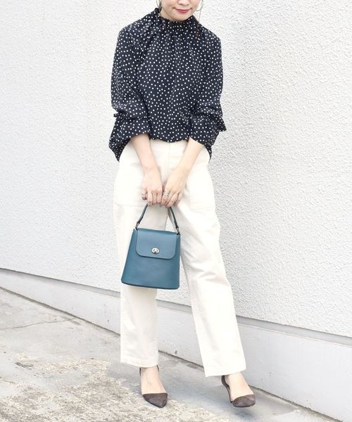 顔タイプがフェミニンの女性に似合うファッション 21 季節別にご紹介 Folk