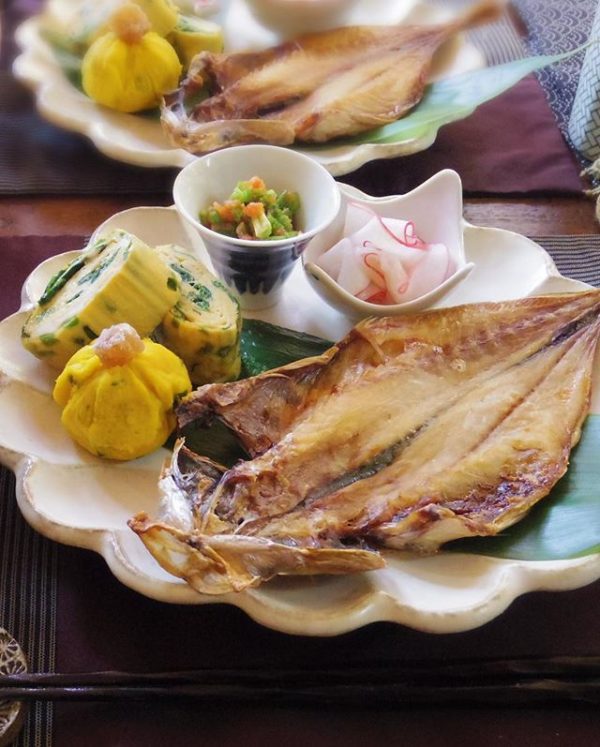 魚がメインの朝ごはんメニュー！あじの干物