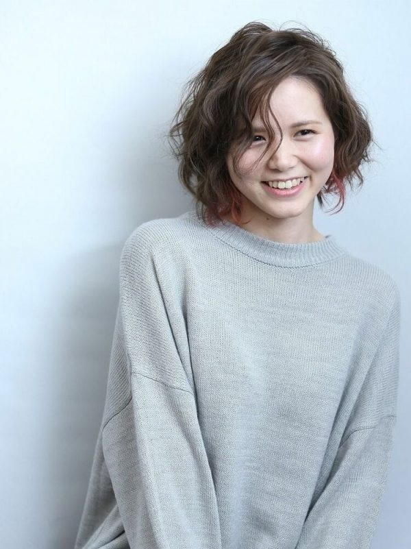 前髪なしボブの簡単アレンジ《パーマ》2