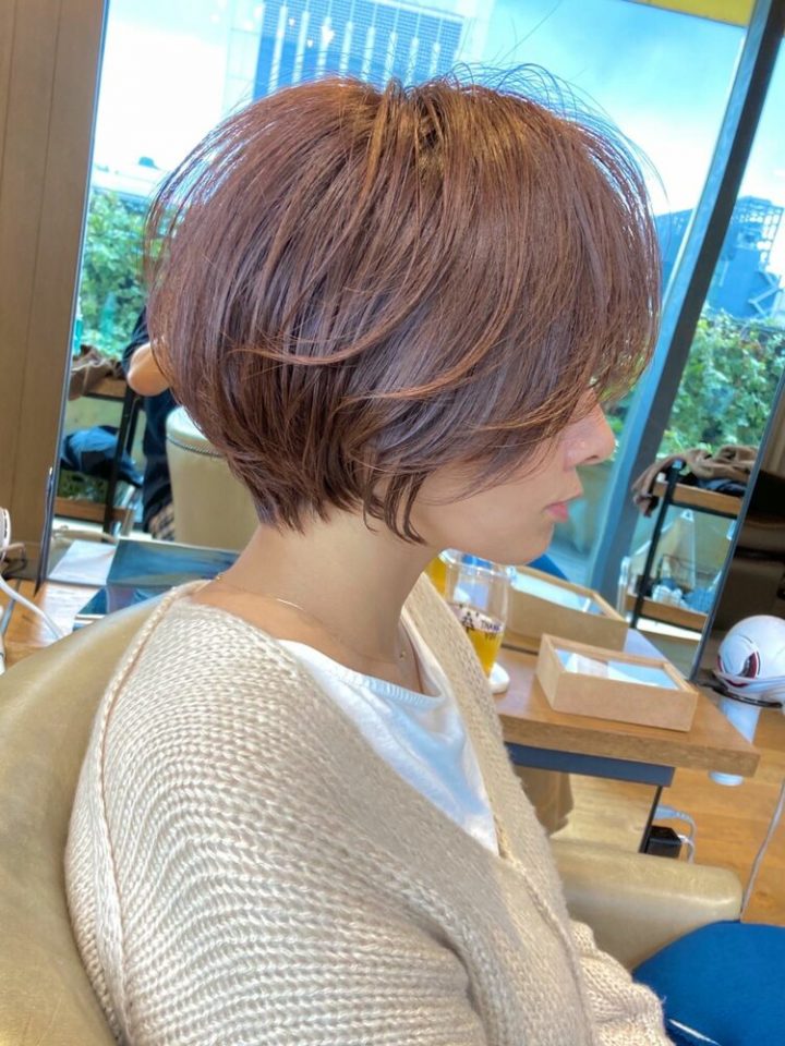 自然な明るさの春のトレンドヘアカラー