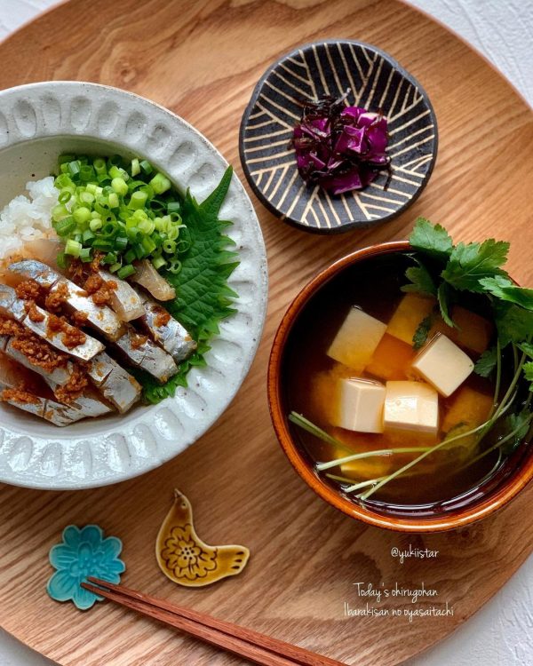 大人気！鯵のおしゃれなお刺身丼