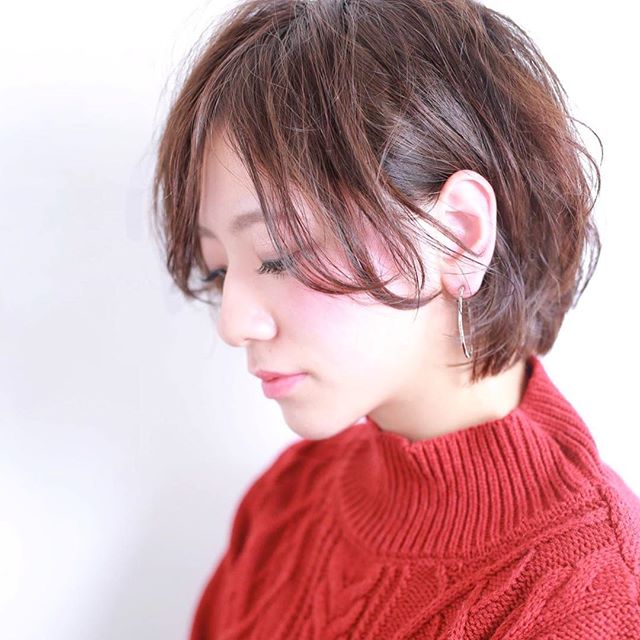 30代に似合う明るいヘアカラー特集 品格を上げるおしゃれな髪色をご紹介 Folk
