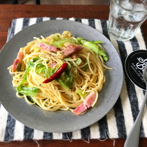 レンジの時短料理で美味しいペペロンチーノ