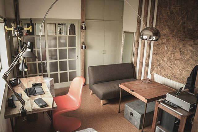 アパートのリビングをおしゃれに 賃貸や一人暮らしでもできるレイアウト実例 Folk