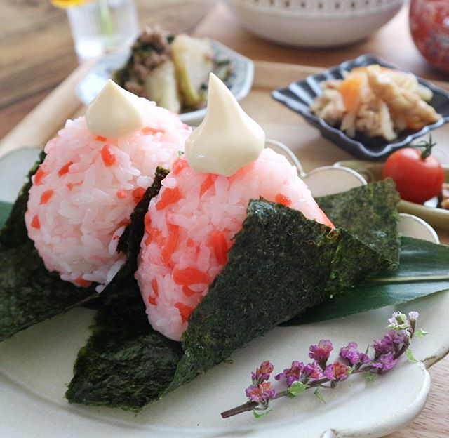 大量消費！紅生姜おにぎり