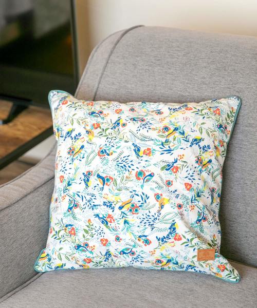 [チャイハネ] 【欧州航路】バード＆ボタニカル柄クッションカバー