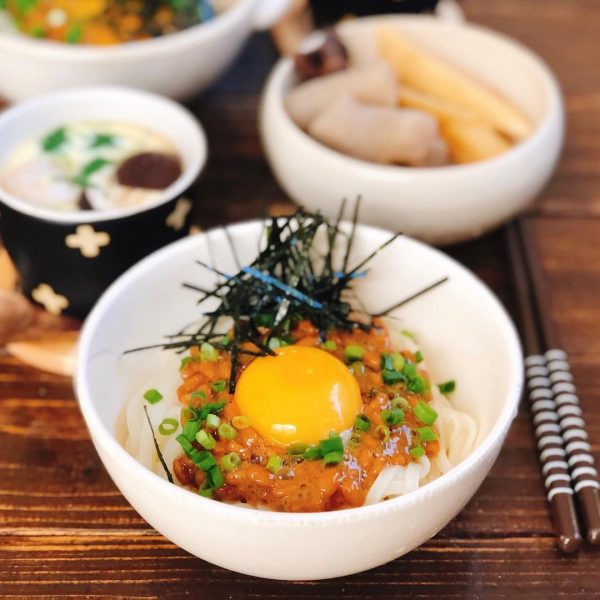 乾麺を使った絶品の納豆混ぜうどん