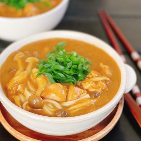 人気の献立に！まろやかチキンカレーうどん