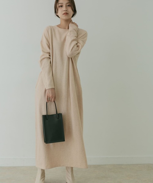 ロングニットワンピース